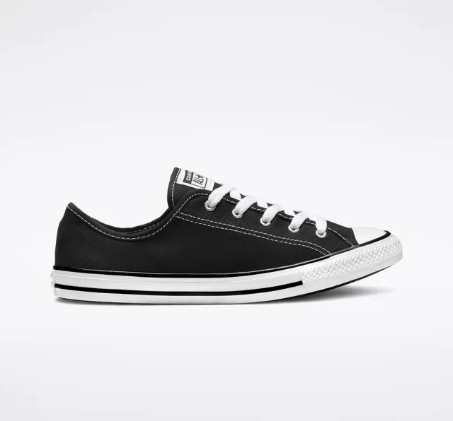 Converse all star dainty ox trainers in black & white