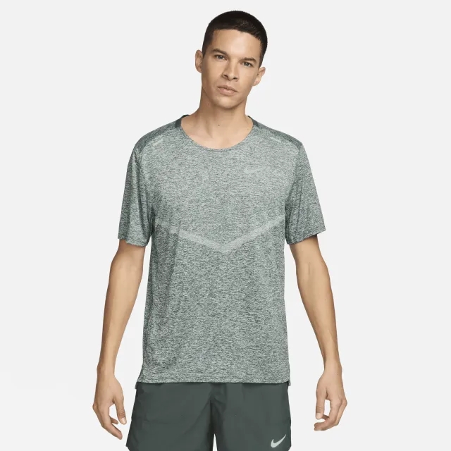 Nike Rise 365 Men's Dri-FIT Short-Sleeve Running Top - Green - Polyester