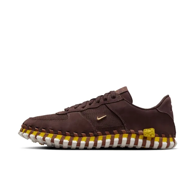 Nike Wmns j Force 1 Low Lx Sp x Jacquemus - Brown