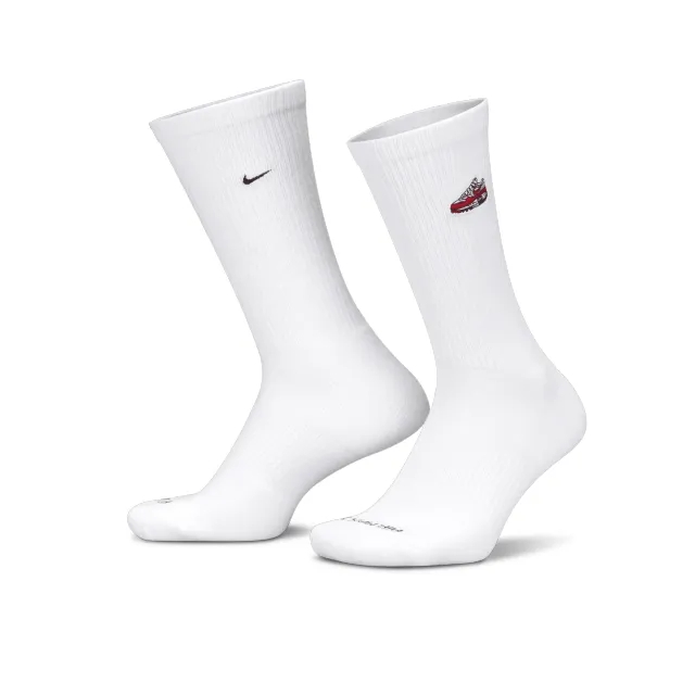 Nike Everyday Plus Cushioned Crew Socks, White