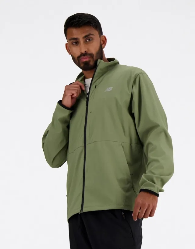 New Balance Stretch Woven Jacket In Green
