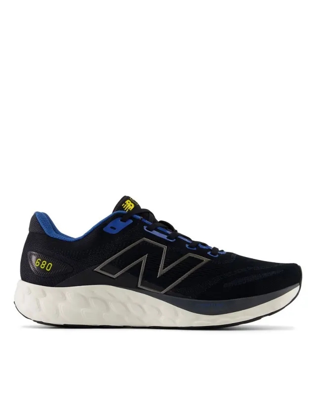 New Balance Fresh Foam 680 V8 Trainers