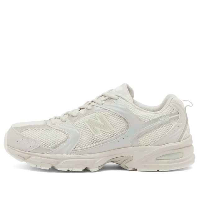 New Balance Unisex 530 in Beige/White Synthetic