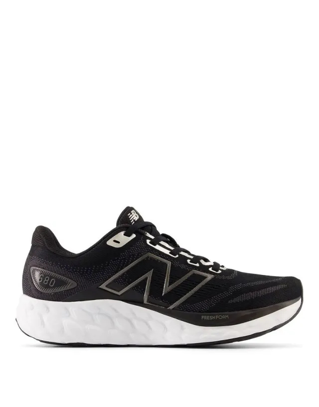 New Balance Fresh Foam 680 V8 Trainers