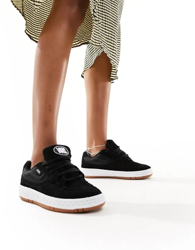 Vans speed ls trainers in black & white