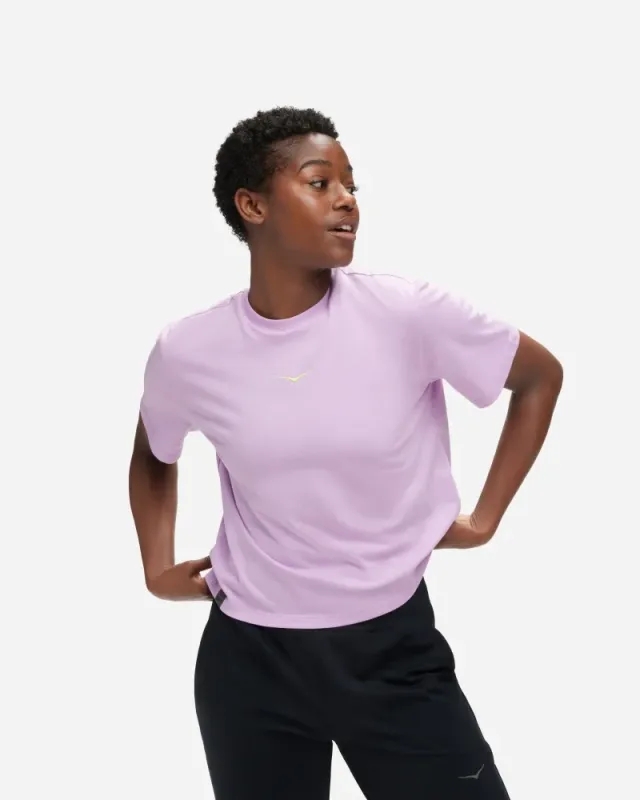 Hoka One One HOKA Women's Graphic SS T-Shirt in Violet Bloom