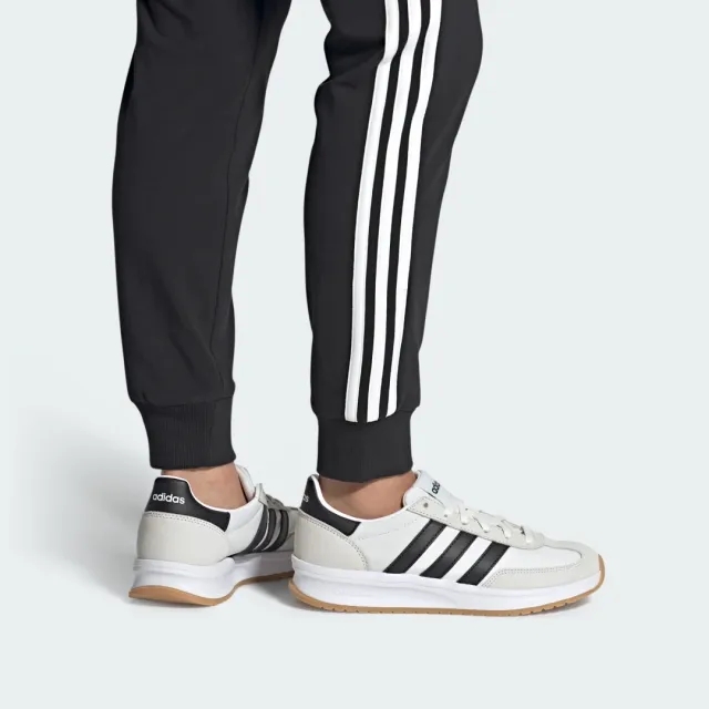 adidas  RUN 72  women's Shoes (Trainers) in Beige