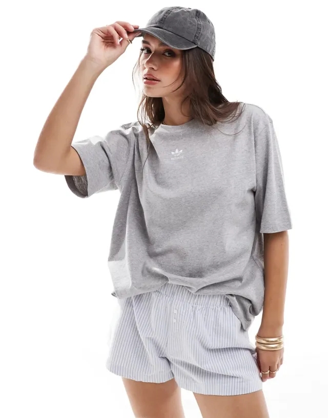 adidas Essentials Boyfriend T-Shirt