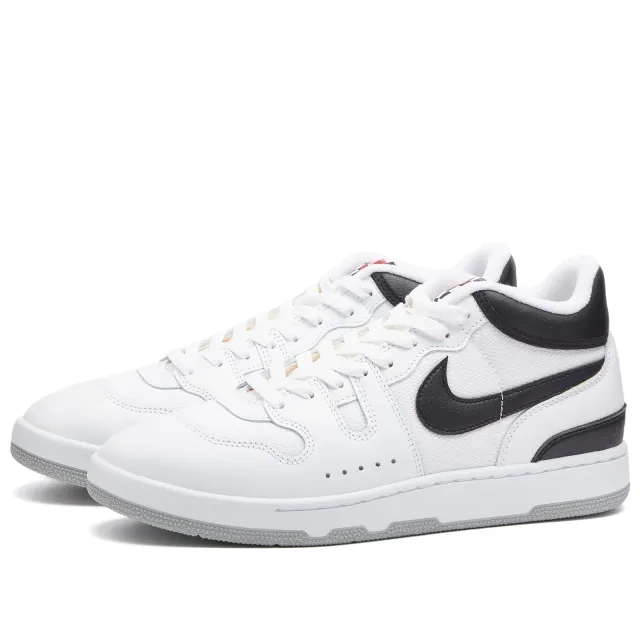 Nike Attack, White