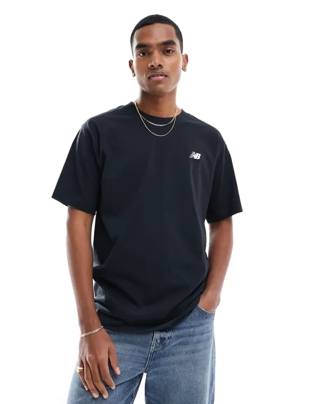 New Balance New Balanace Small Logo T-Shirt In Black
