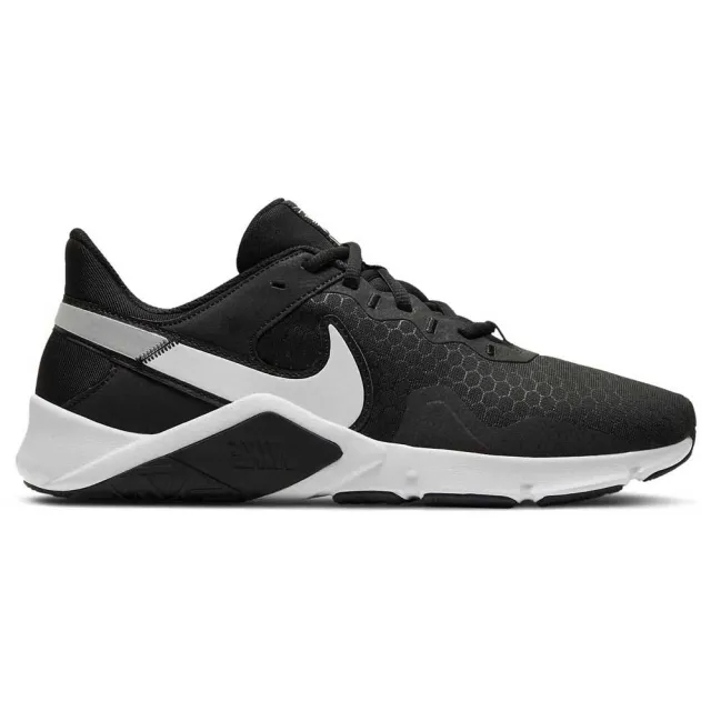 Nike  LEGEND ESSENTIAL 2  men's Shoes (Trainers) in Black