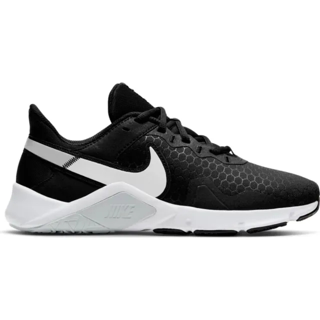Nike  LEGEND ESSENTIAL 2  women's Shoes (Trainers) in Black