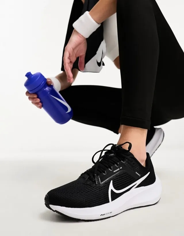 Nike Womens Pegasus 40