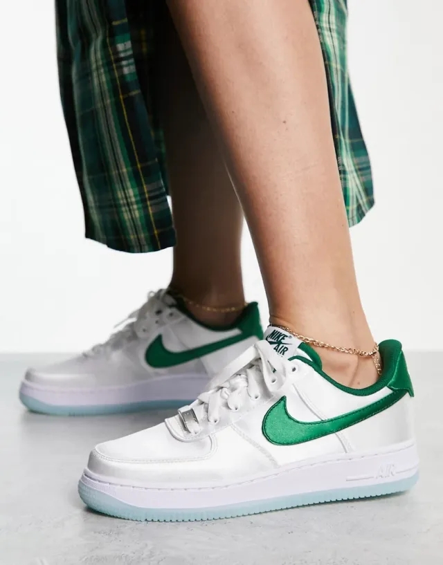 Nike Sportswear Womens Air Force 1 '07