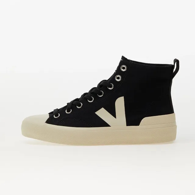 Veja WMNS Wata II