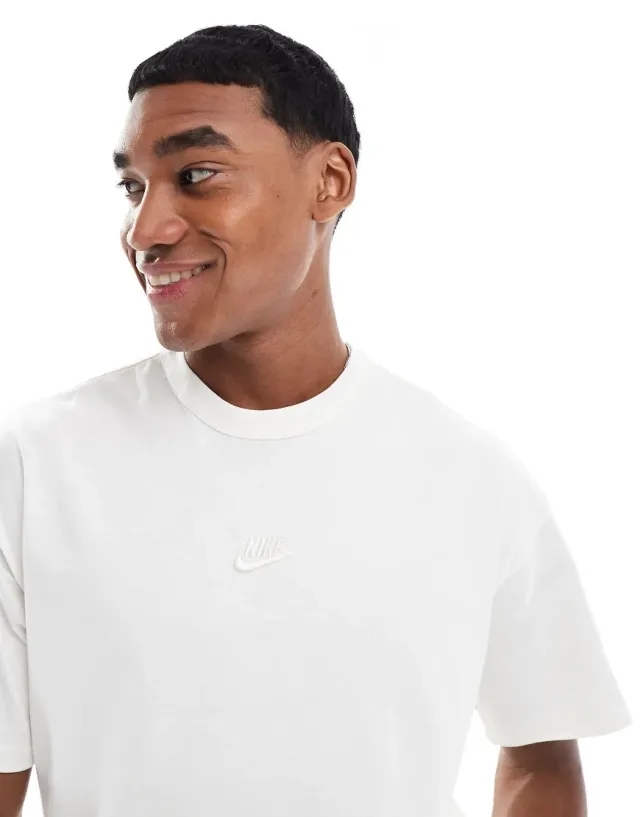 Nike Premium Essentials Short Sleeve T-Shirt In Sail-Neutral
