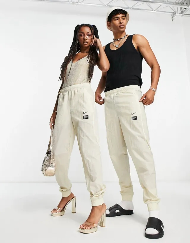 Nike Sportswear FC 22 23 Woven Pant