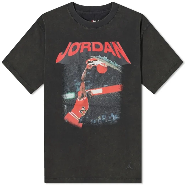 Nike Jordan Jordan Flight Club Graphic Heritage T-Shirt In Black