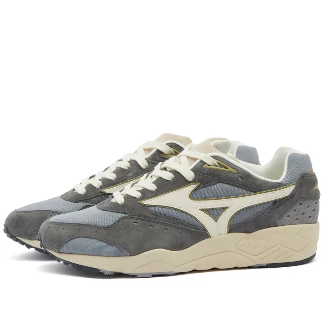 Mizuno Contender