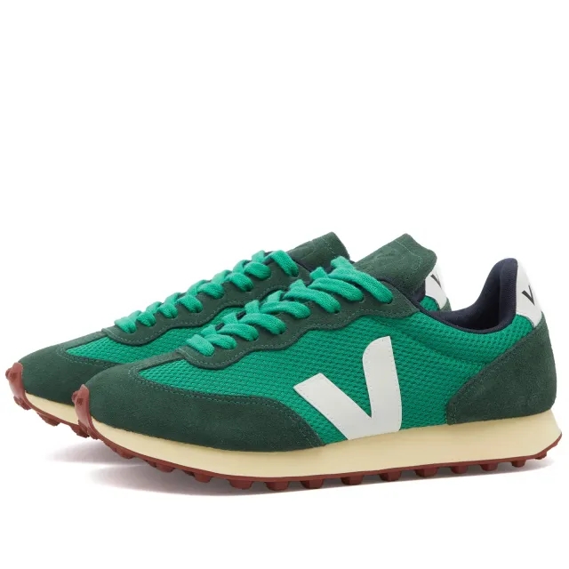 Veja Rio Branco Suede Trainer In Green Alveomesh