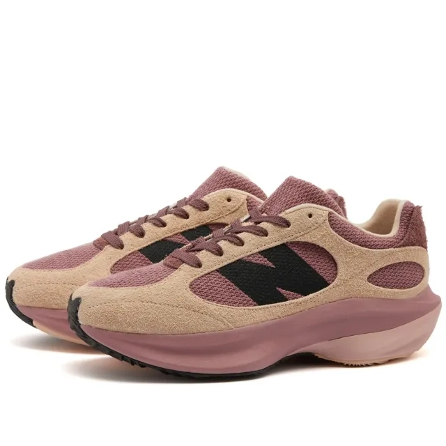 New Balance Unisex WRPD RUNNER in Black/Pink Suede/Mesh