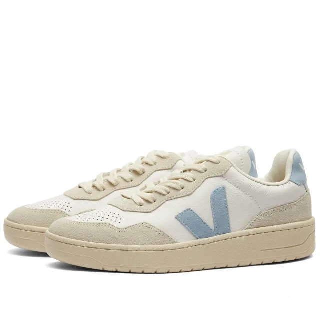 Veja WMNS V-90
