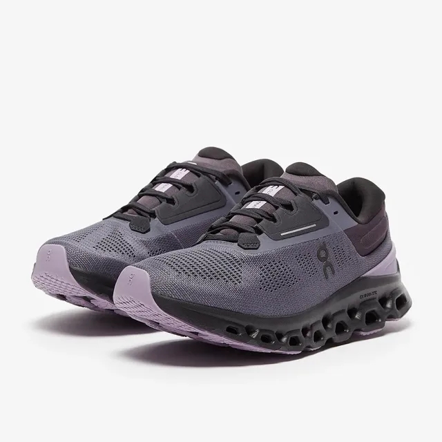 On Womens Cloudstratus 3
