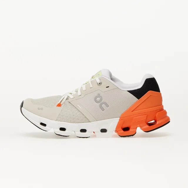 On Womens Cloudflyer 4