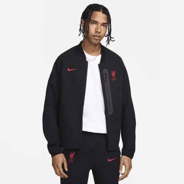 Liverpool F.C. Tech Fleece Men's Nike Football Jacket - Black - Cotton/Polyester