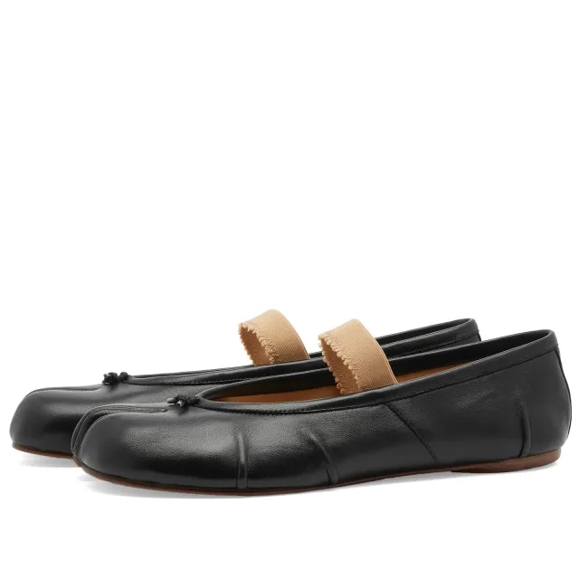 Maison Margiela Women's Tabi Ballerina Shoe Black