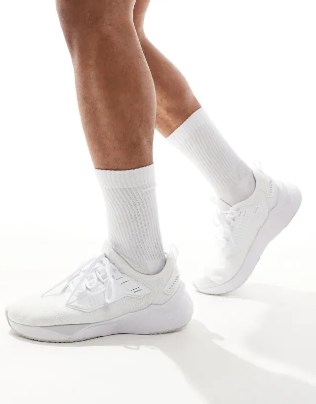 Puma Unisex Retaliate 3 Running Shoes - White