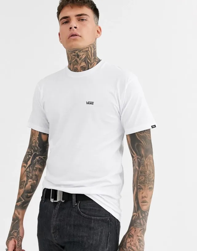 Vans  LEFT CHEST LOGO TEE  men's T shirt in White