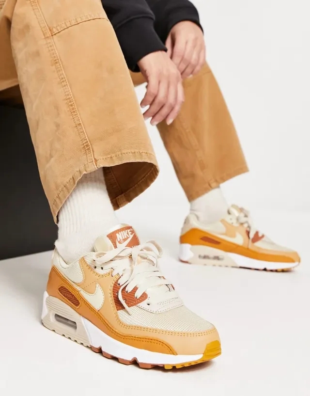 Nike Air Max 90 Trainers In Oatmeal Beige And Chutney-Neutral