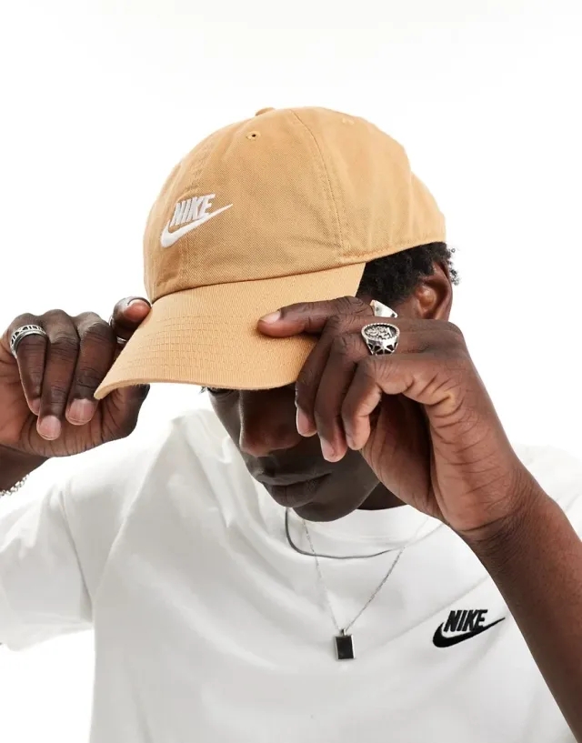 Nike Club Cap In Flax Borwn-Brown