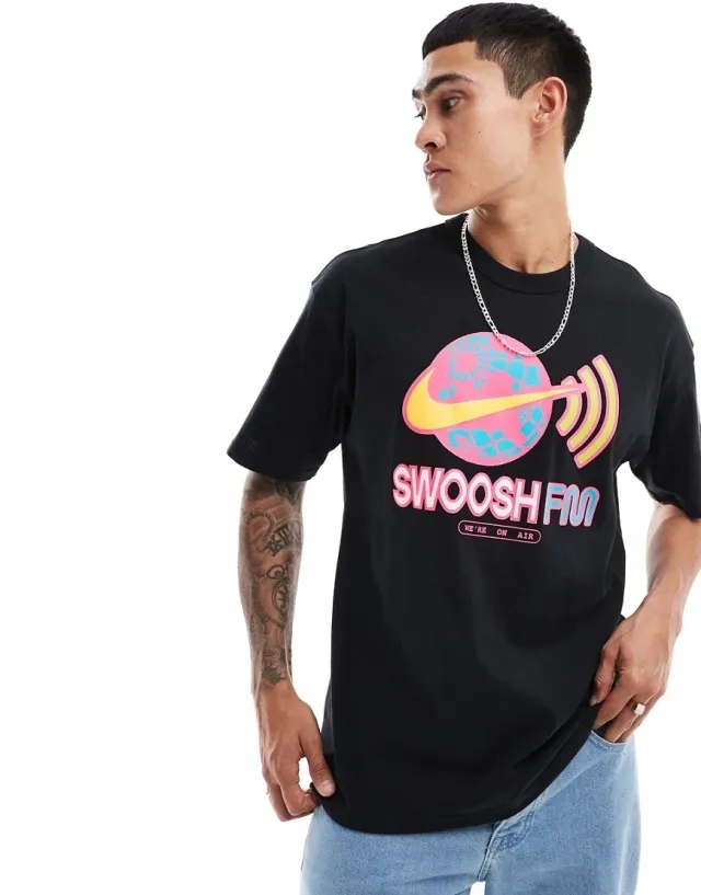 Nike Swoosh FM HBR Max90 T-Shirt - Black - Size L - Black