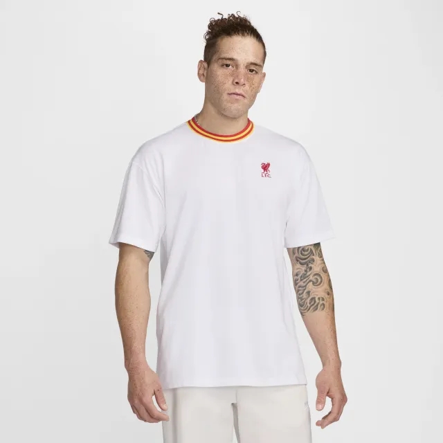Liverpool F.C. Premium Essential Men's Nike Football T-Shirt - White - Cotton