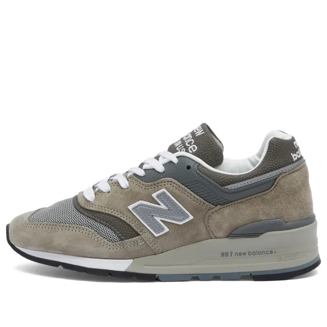 New Balance Unisex Made in USA 997 Core in Grey Suede/Mesh