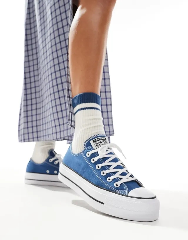 Converse all star lift ox trainers in blue