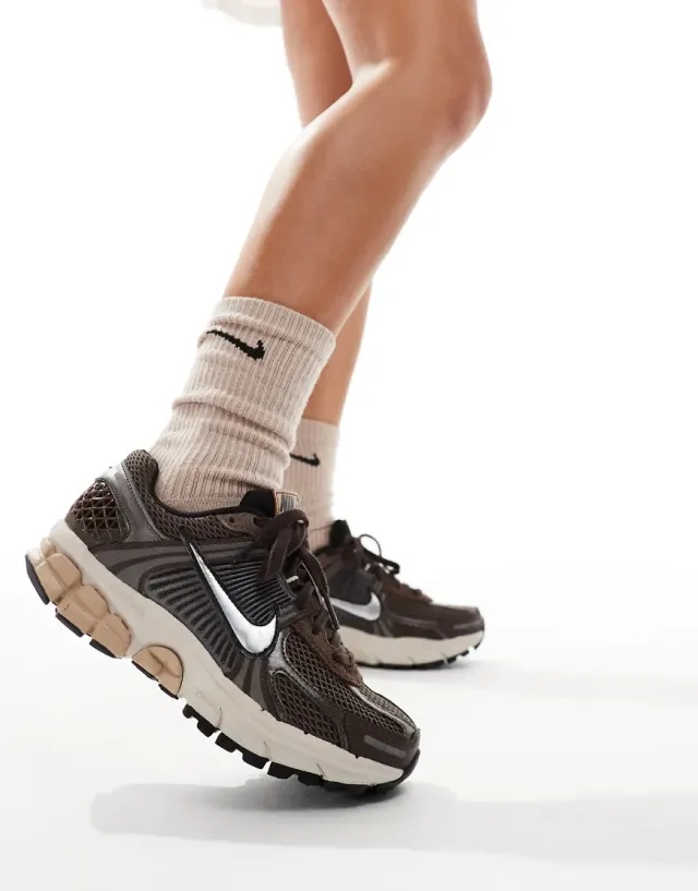 Nike Zoom Women Shoes - Brown