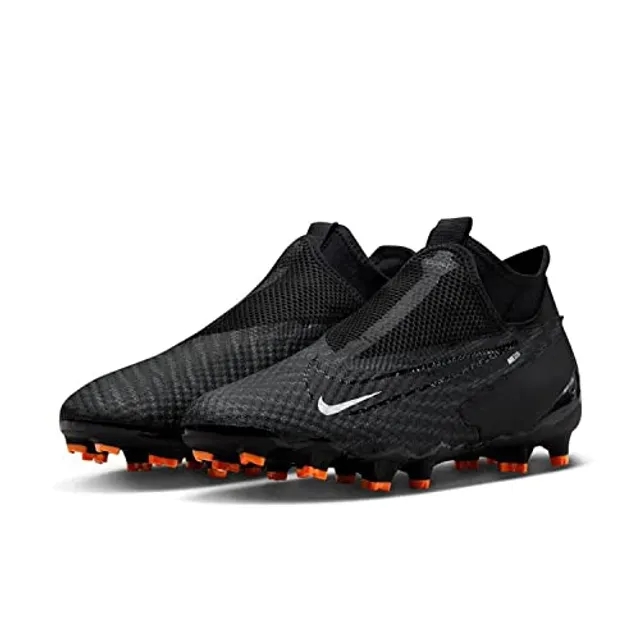 Nike Phantom Academy Firm Ground Football Boots