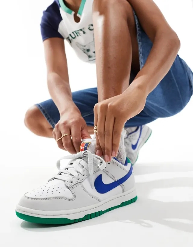 Nike Sportswear Womens Dunk Low PRM