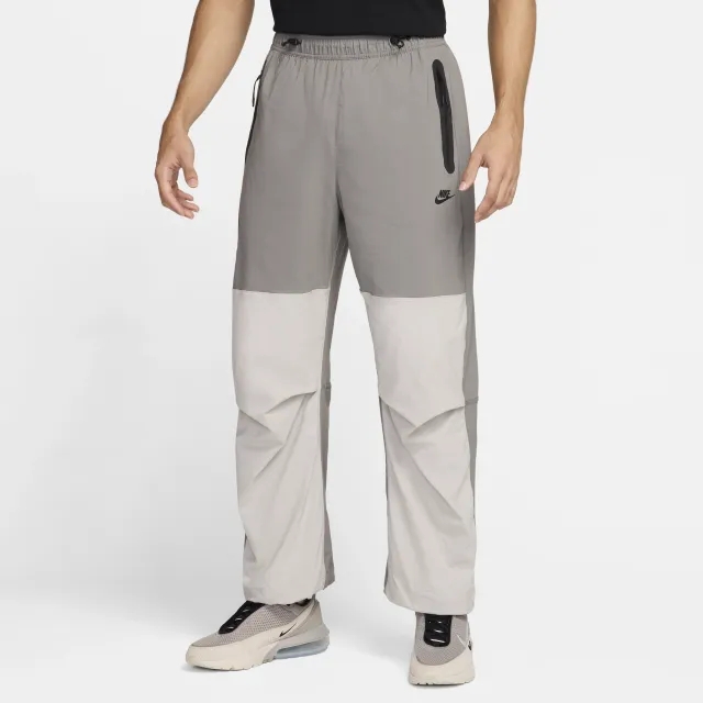 Nike Tech Men's Woven Oversized Trousers - Grey
