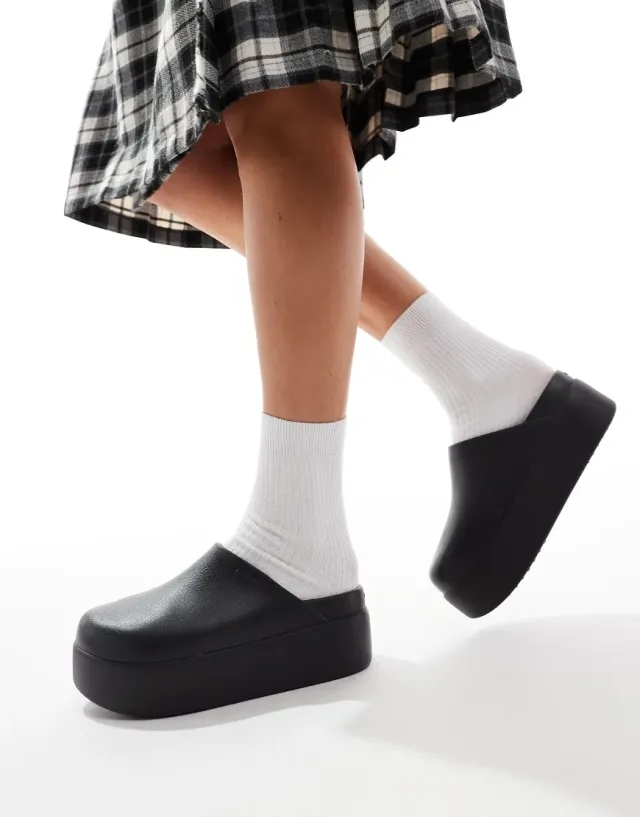 Crocs | Women | Dylan Platform | Clogs | Black | 8