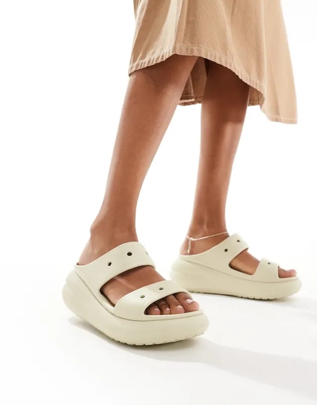 Crocs | Unisex | Crush | Sandals | Bone | W5/M4