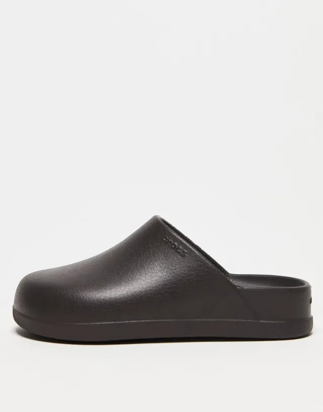 Crocs Unisex Dylan Clogs In Espresso Brown