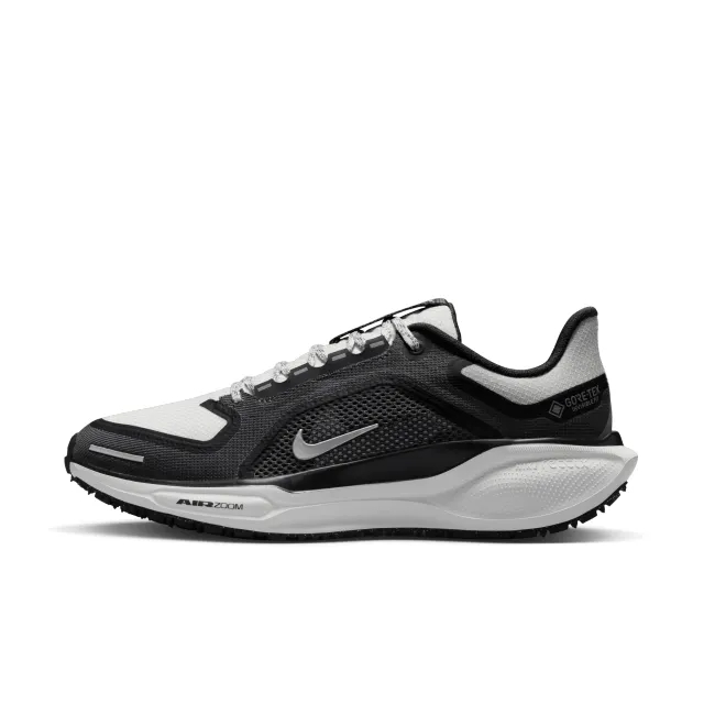 Women's Nike Pegasus 41 Goretex Running Shoes in Black/White