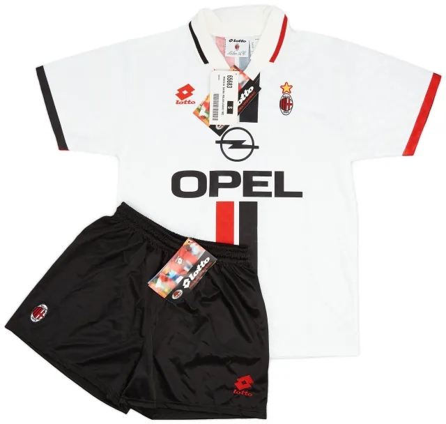 Lotto 1996-97 AC Milan Away Shirt & Shorts (S)