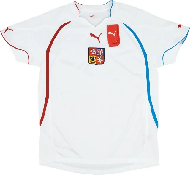 Puma 2010-11 Czech Republic Away Shirt (L)