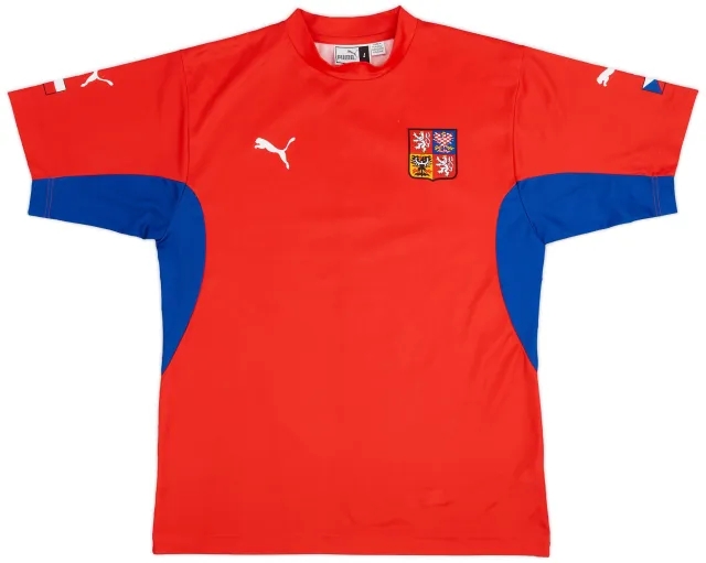 Puma 2002-04 Czech Republic Basic Home Shirt - 7/10 - (L)