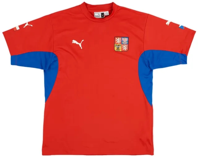 Puma 2002-04 Czech Republic Basic Home Shirt - 6/10 - (L)